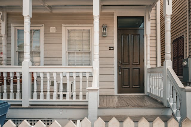 a home’s front door